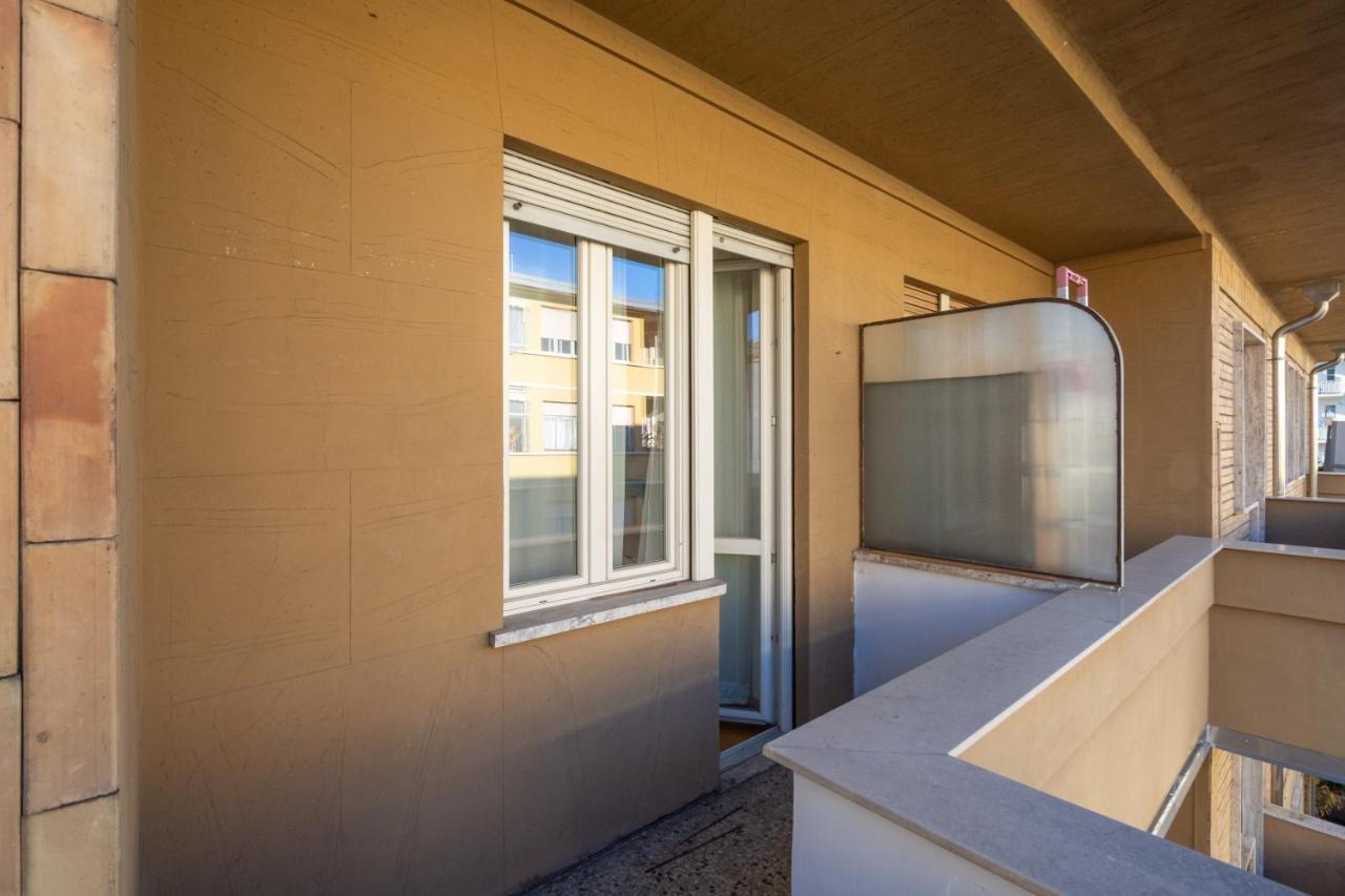 Toc-Toc Apartment A 10 Min Dall'Ospedale Maria Vittoria 토리노 외부 사진